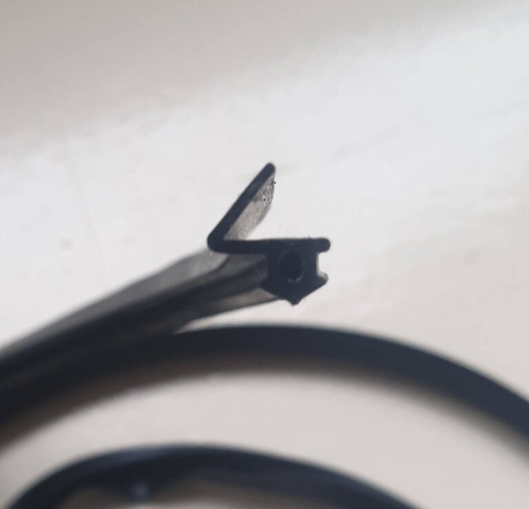 Flipper Gasket Seal To Suit UPVC Doors & Windows Fix46 supplier of